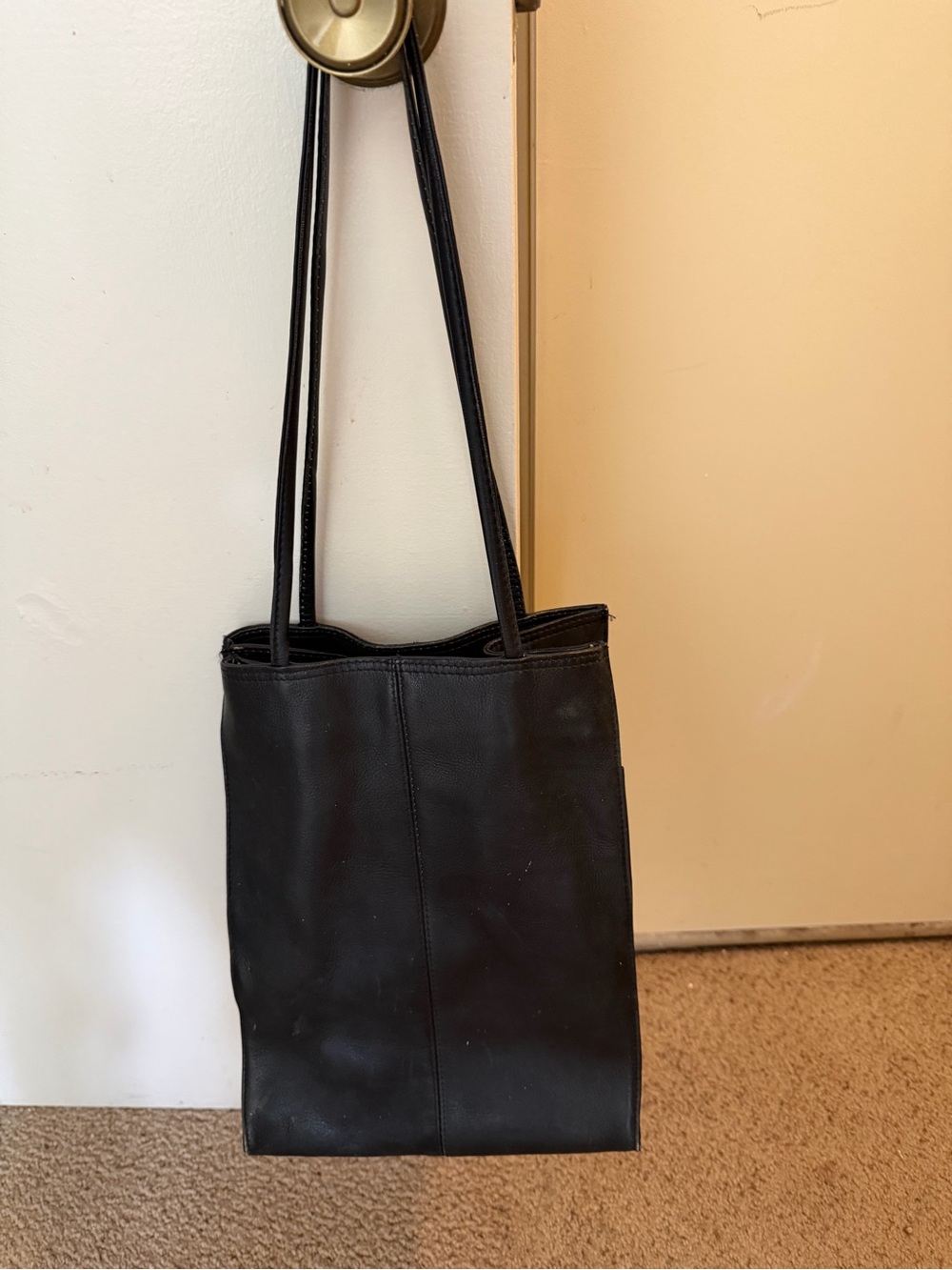 HOBO Black Leather Shoulder Bag with Long Straps soft leather
